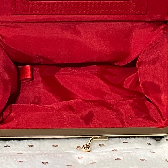 Vintage Elizabeth Arden Co. Black and Red Fold Clutch with Mirror - Picture 8 of 9